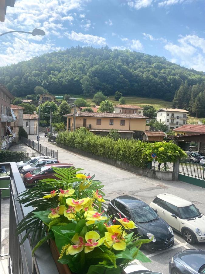 Mountains And Lake Como Apartments Valbrona Exterior photo